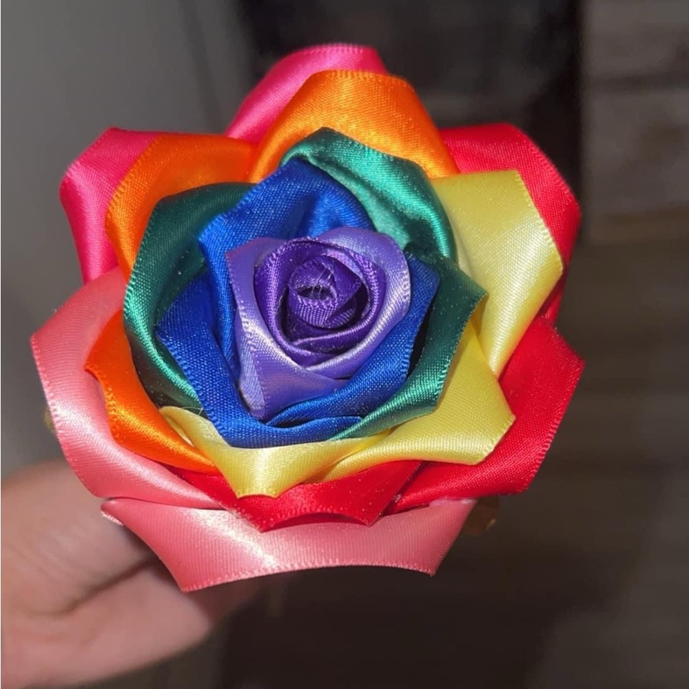Rose globe - Picture 3 of 3
